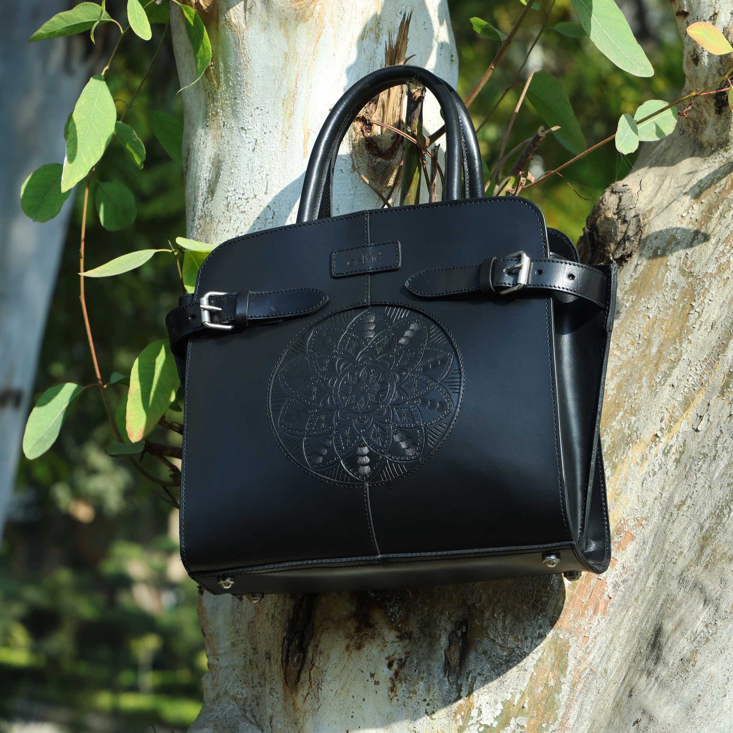 Brown or black color pure leather Shoulder bag for girls and women with glorious design | Party wear. Art: BG-1555 Pack of 25