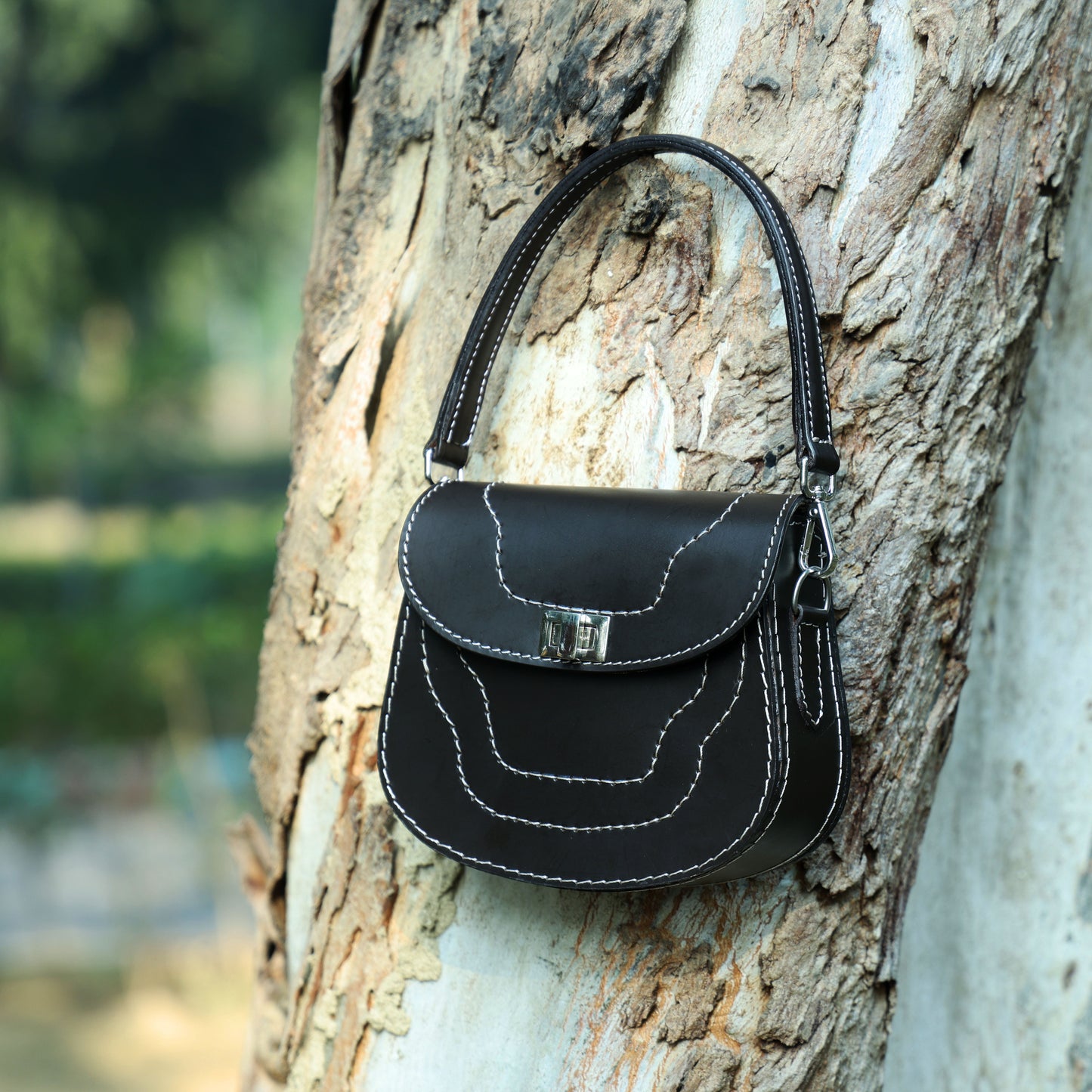 Stylish Leather Bag - Perfect Blend of Tradition & Modern Fashion, Art:- BG-1365 Pack of 25