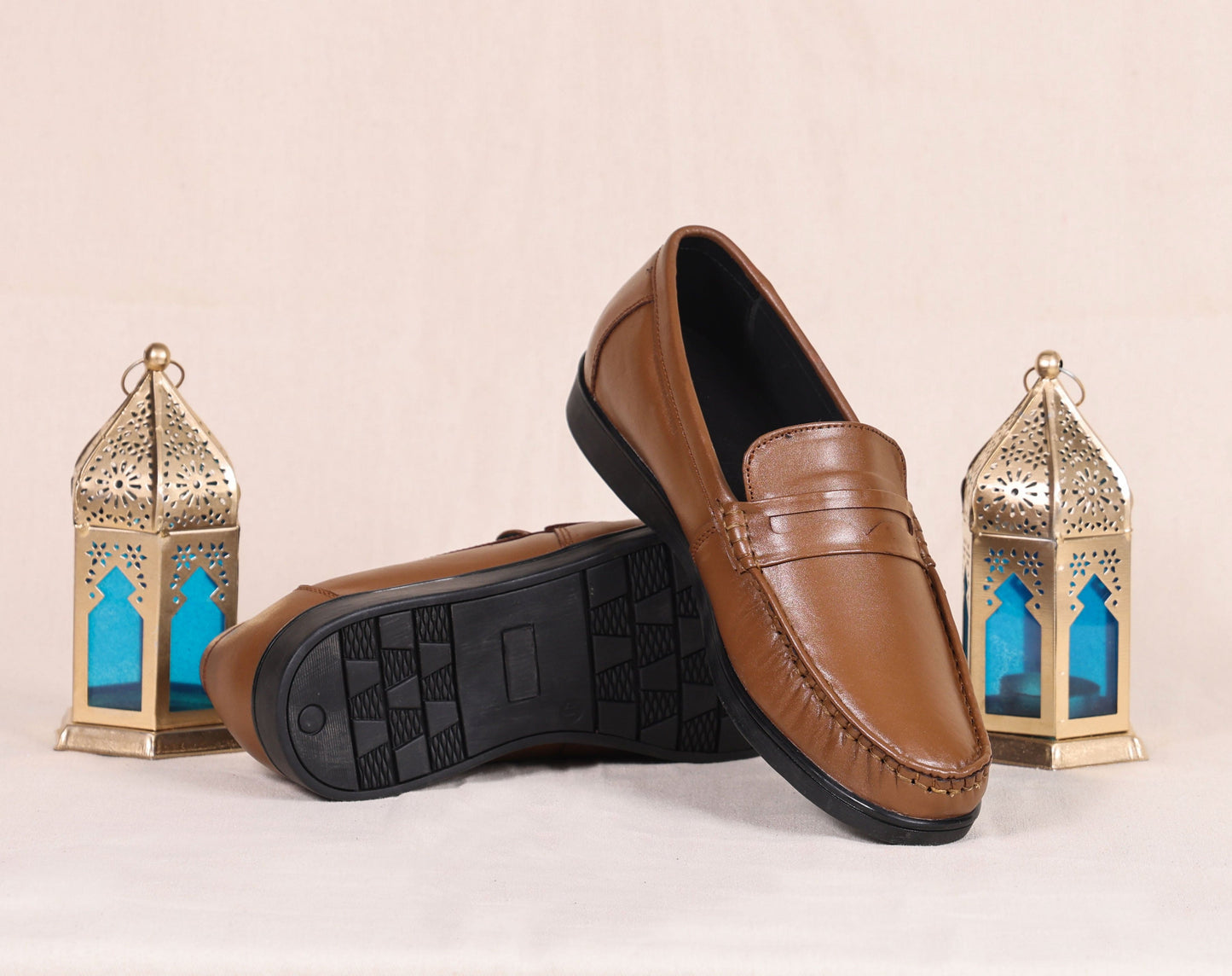 "Timeless Charm: Tan Casual Loafer Leather Shoes, Art: LS-1106 Pack of 25