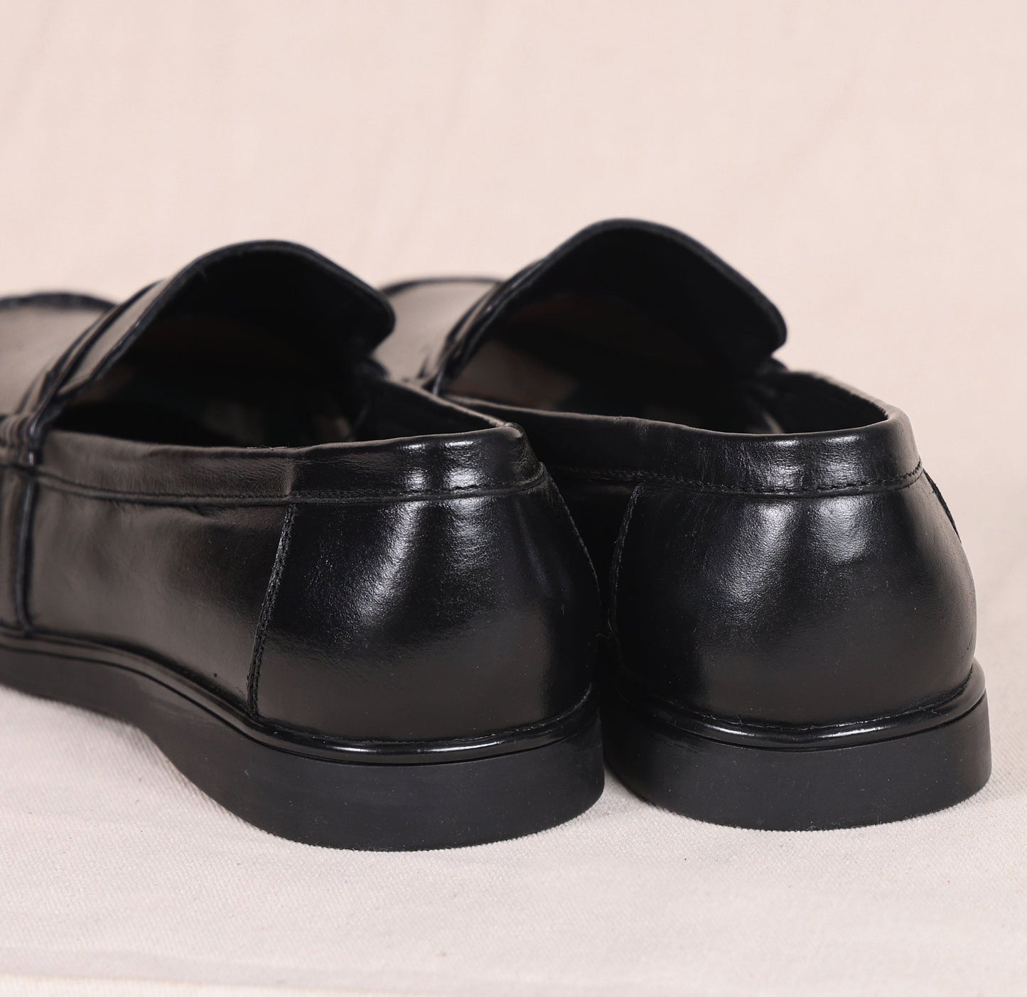 "Stride in Style: Black Casual Loafer Shoes" Art: LS-1104 Pack of 25