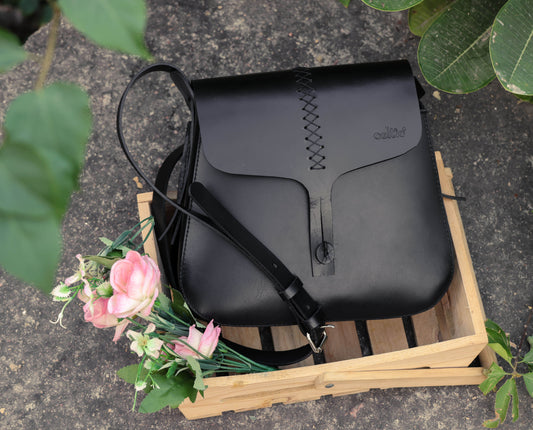 Pure Leather Sling Bag, Art: BG-1391. Pack of 25