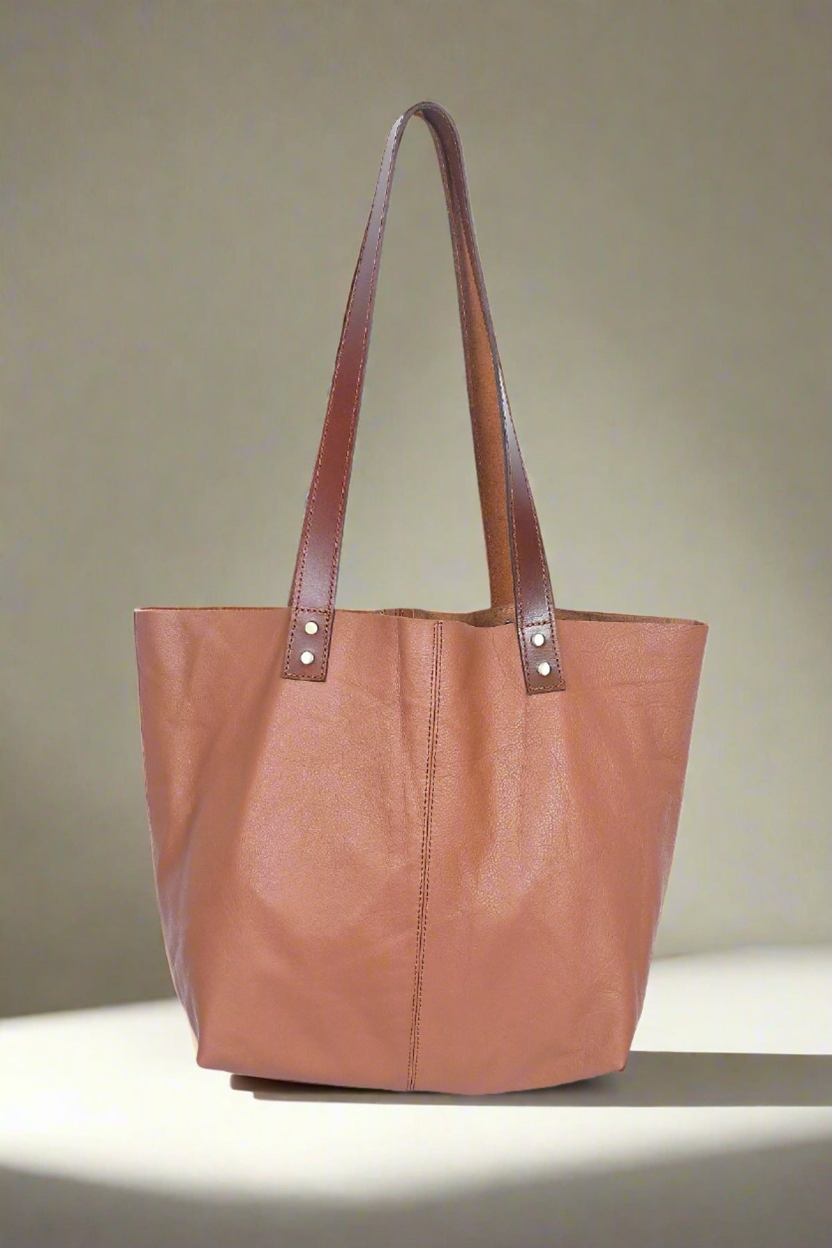 Timeless Elegance: Tan Leather Tote Bag. Art: BG-1547 Pack of 25