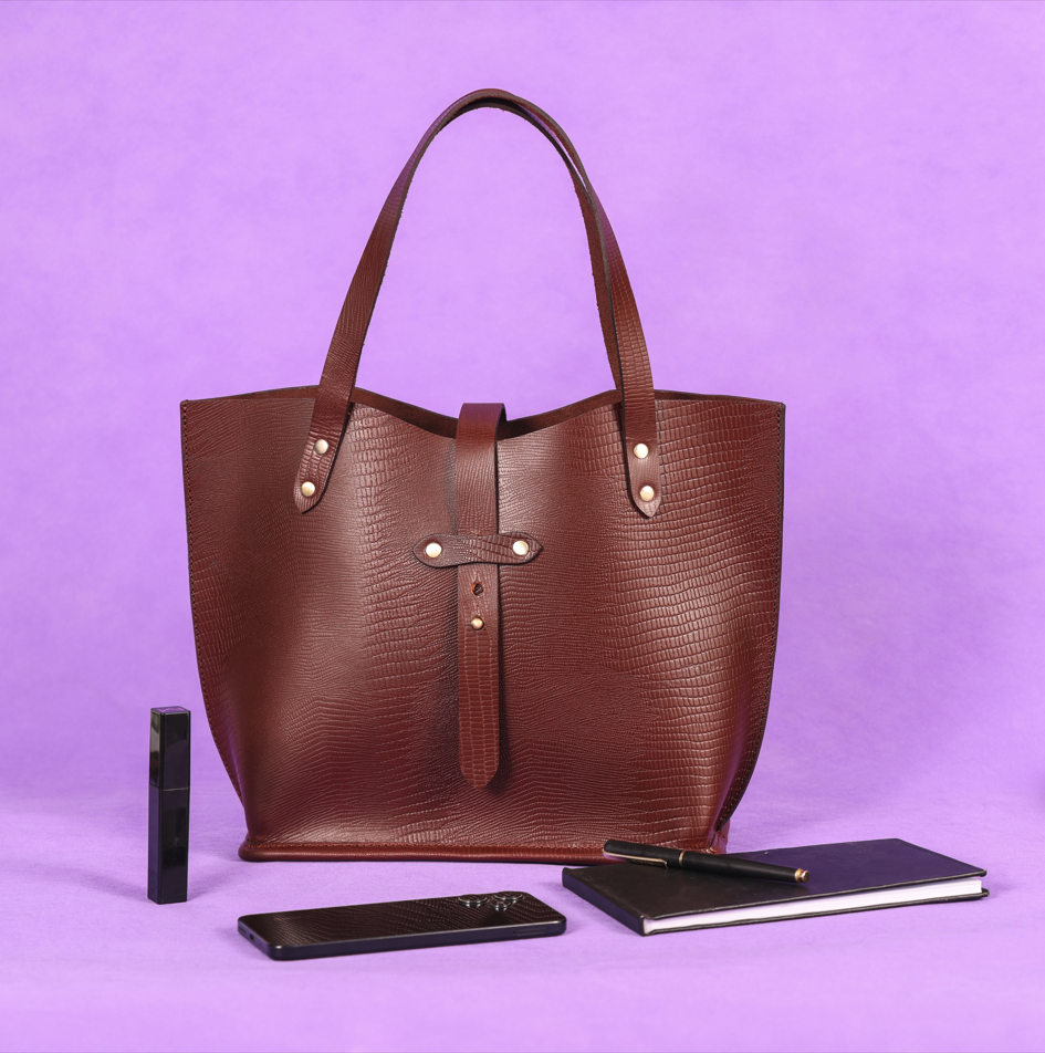 Fashionable Leather Handbag – Chic & Attractive Design for Every Occasion,Art:-BG-1404 L Pack of 25