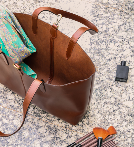 Classic Brown Leather Tote Bag - Elegance Meets Functionality. Art: BG-1750 Pack of 25