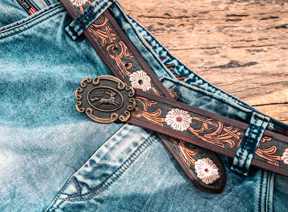 Artisan Brown Leather Tooling Belt: Animal-Inspired Buckle and Floral Accents.Art: LB-801 Pack of 50