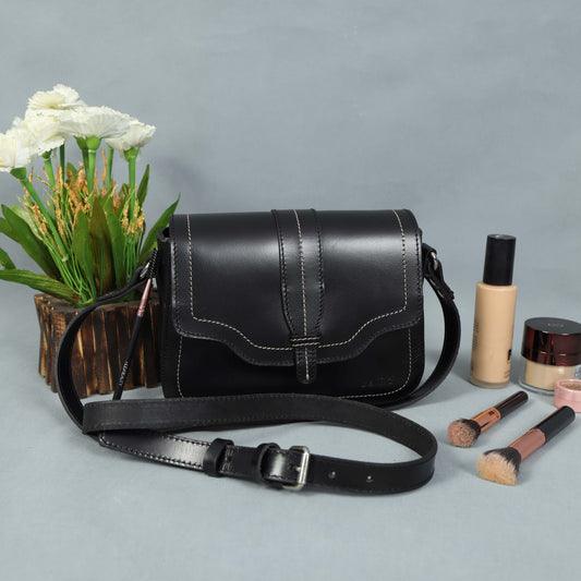 Elevate Your Style with our Leather Sling Bag – The Perfect Fashion Accessory. Art: BG-1459 Pack of 25