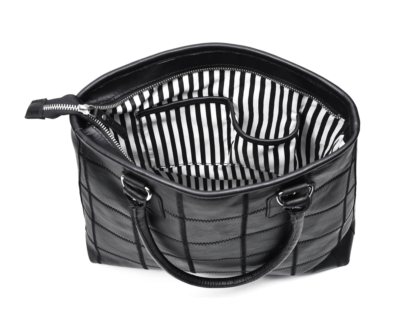 "Sophisticated Simplicity: Elevate Your Style with our Timeless Tote Bag" Art: BG-1141-Z Pack of 25
