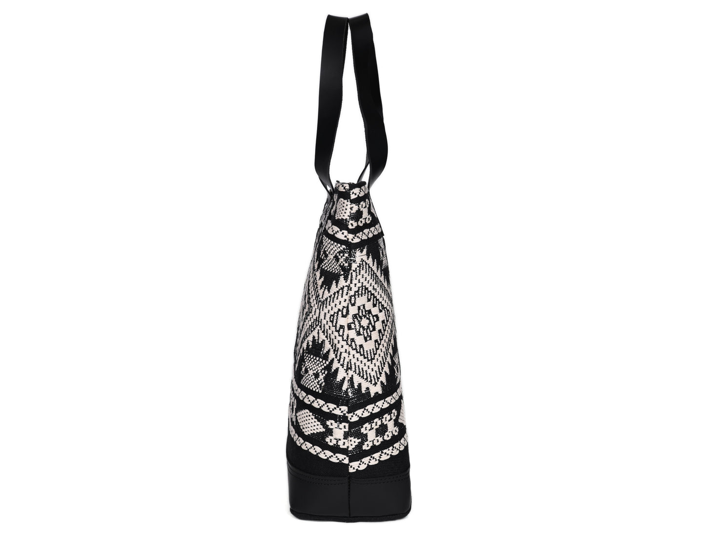 "Chic Simplicity: Your Essential Tote Bag for Everyday Style." Art: BG-1751 Pack of 25