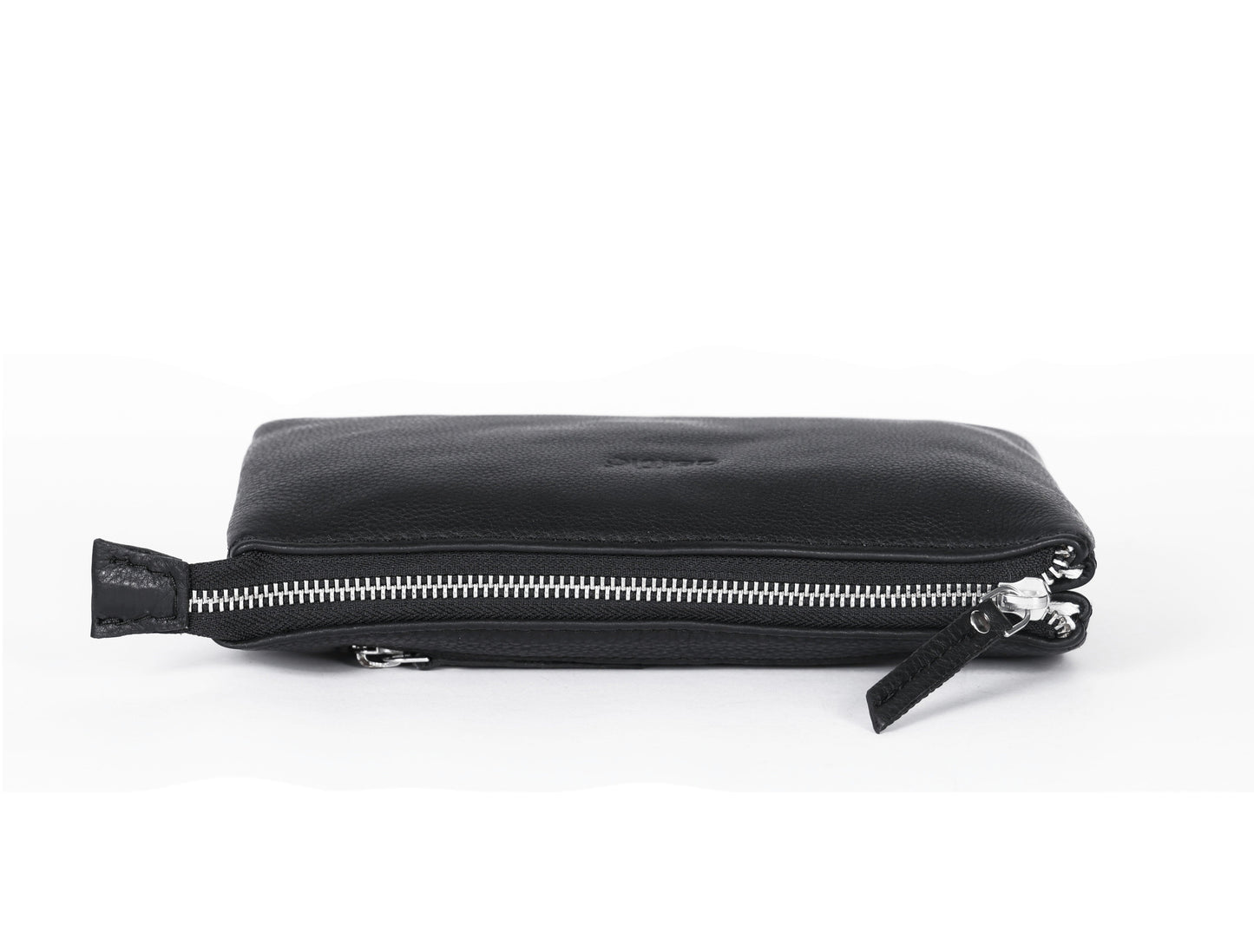 Black Smooth Leather Sling Bag: Timeless Elegance Meets Modern Convenience. Art: BG-1571 Pack of 25