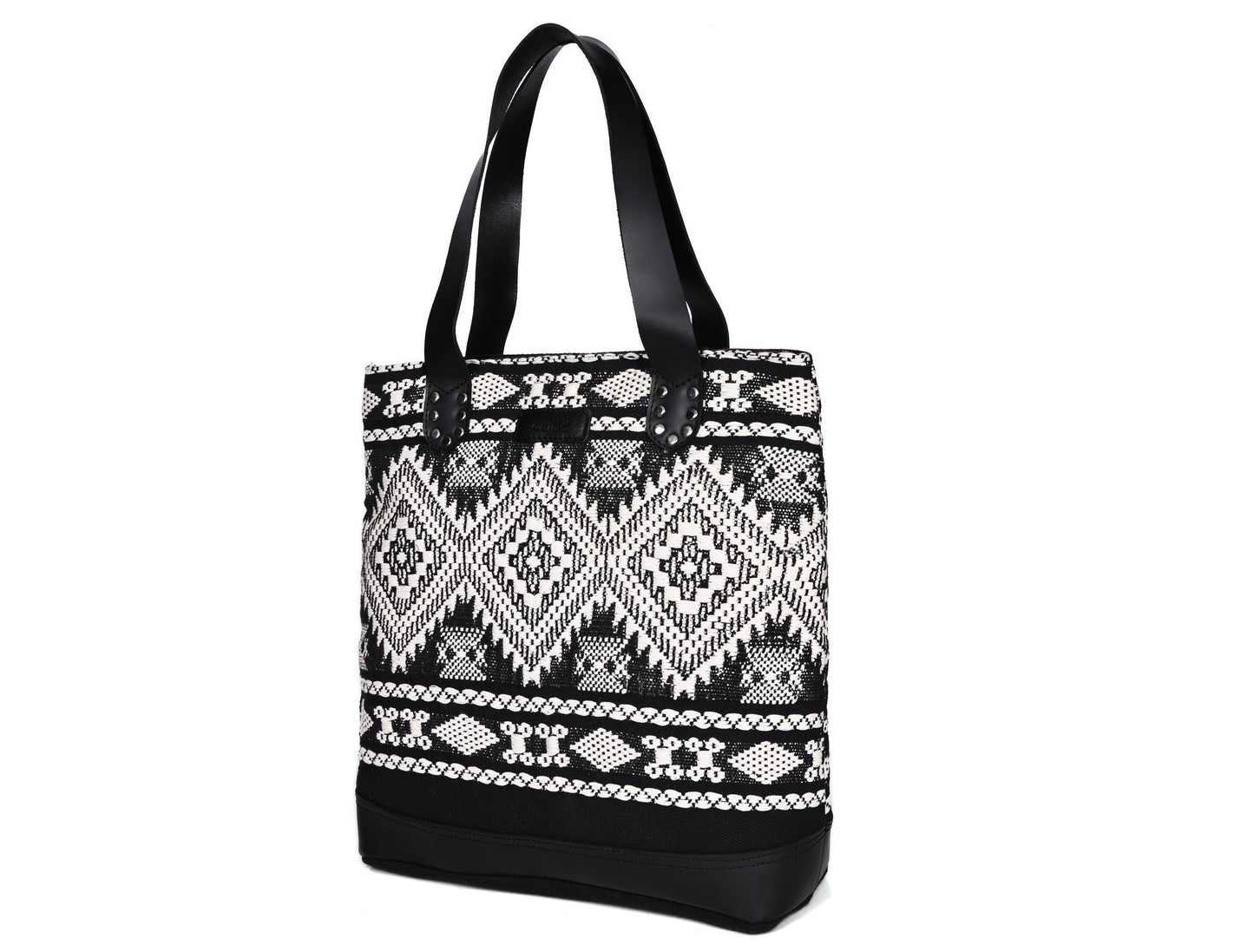 "Chic Simplicity: Your Essential Tote Bag for Everyday Style." Art: BG-1751 Pack of 25