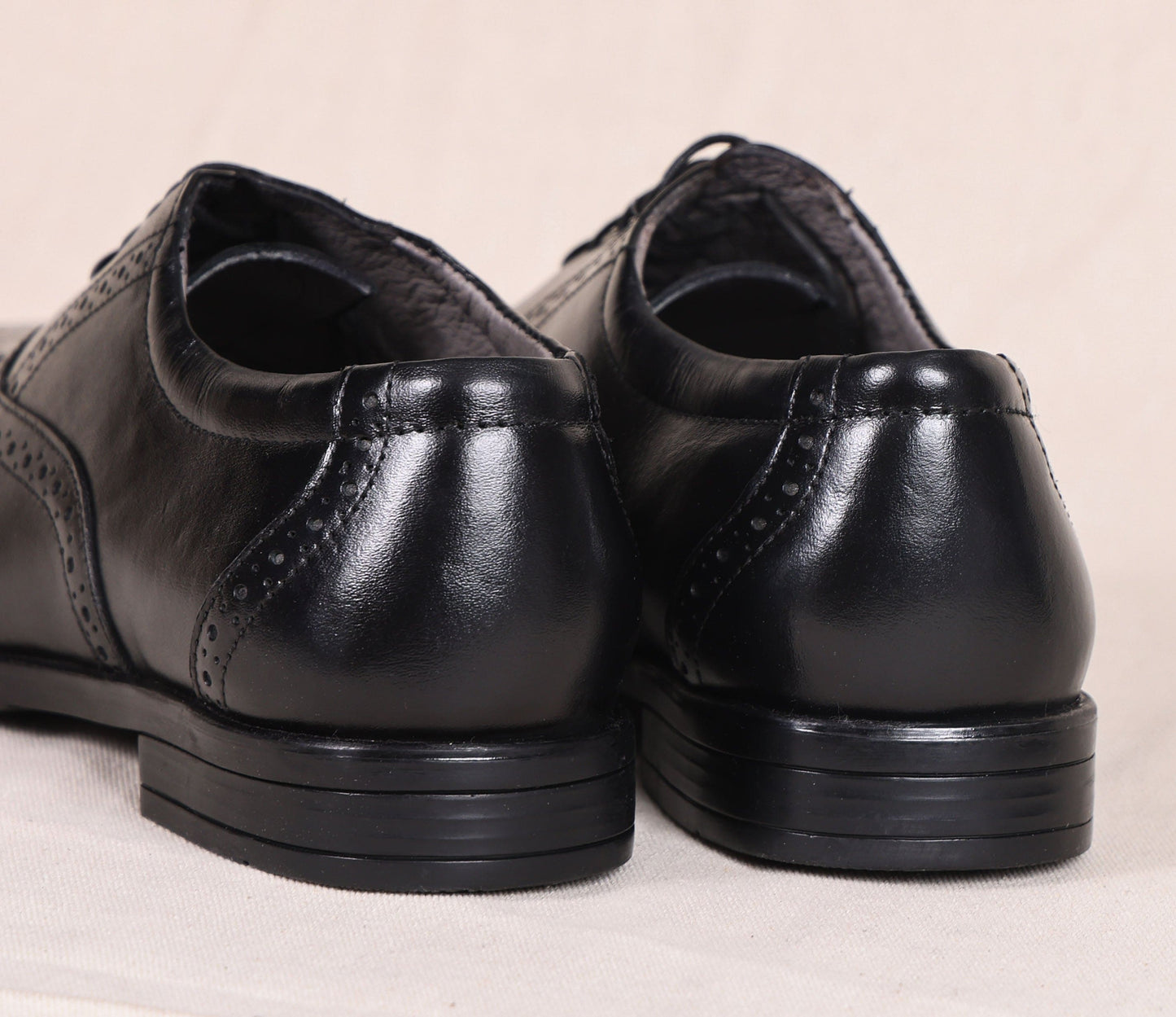 "Refined Elegance: Premium Black Formal Shoes" Art: LS-1105 Pack of 25