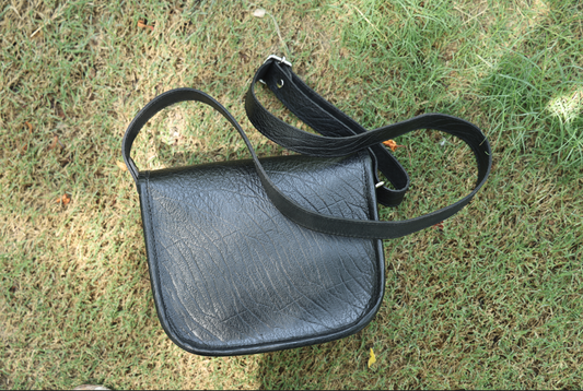 Luxurious Black Leather Embossing Bags – Elevate Your Style, ART:- BG-1364 Pack of 25