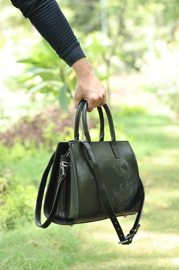 Versatile Tote Bag with Sling for Stylish Convenience, Art: BG-1591 Pack of 25