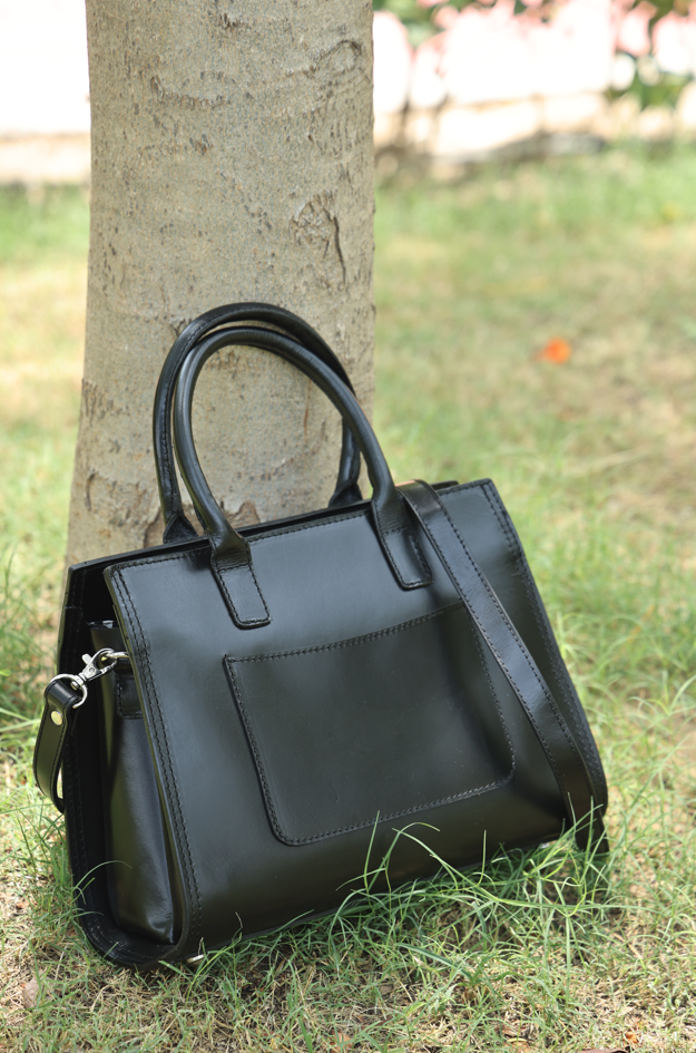 Versatile Tote Bag with Sling for Stylish Convenience, Art: BG-1591 Pack of 25
