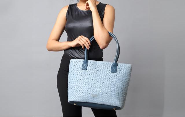 Premium Synthetic Tote Bag – Stylish, Durable & Versatile Handbag, ART:-DK-2010 Pack of 25