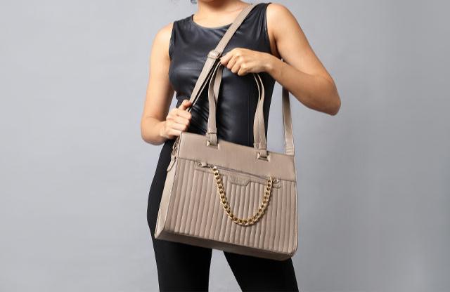 Classic Synthetic Beige Bag for Women – Elegant & Versatile Handbag,ART:-DK-2006 Pack of 25