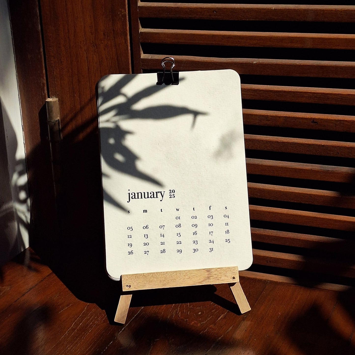 CALENDAR ON EASEL STAND Pack of 50