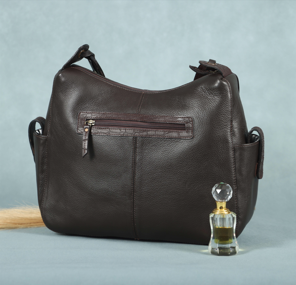Stylish Leather Women’s Shoulder Bags – Elevate Your Look, ART:-BG-1608 Pack of 25