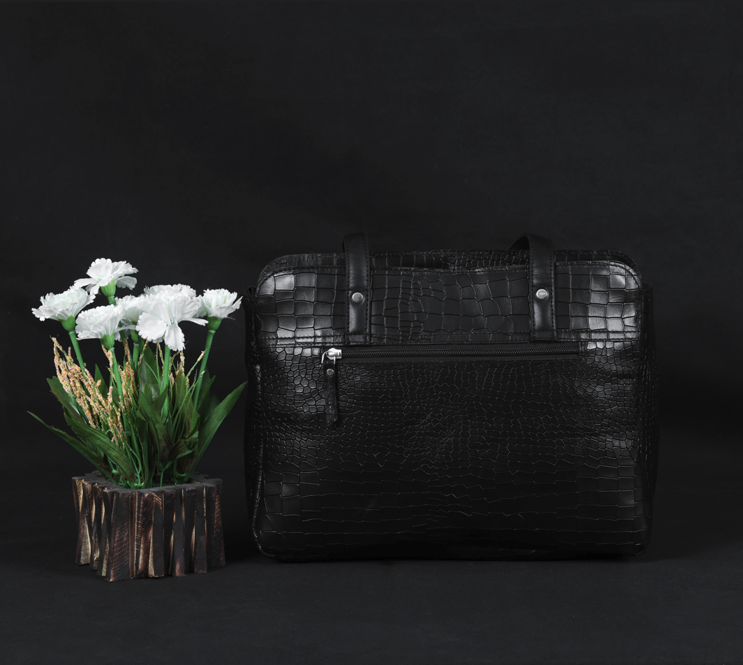Extra Spacious Stylish Leather Shoulder Bags – Perfect for Every Occasion, ART:-BG-1607 Pack of 25
