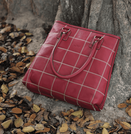 "Radiant Red Elegance: Elevate Your Style with Our Striking Tote Bag" Art: BG-1521-Z Pack of 25