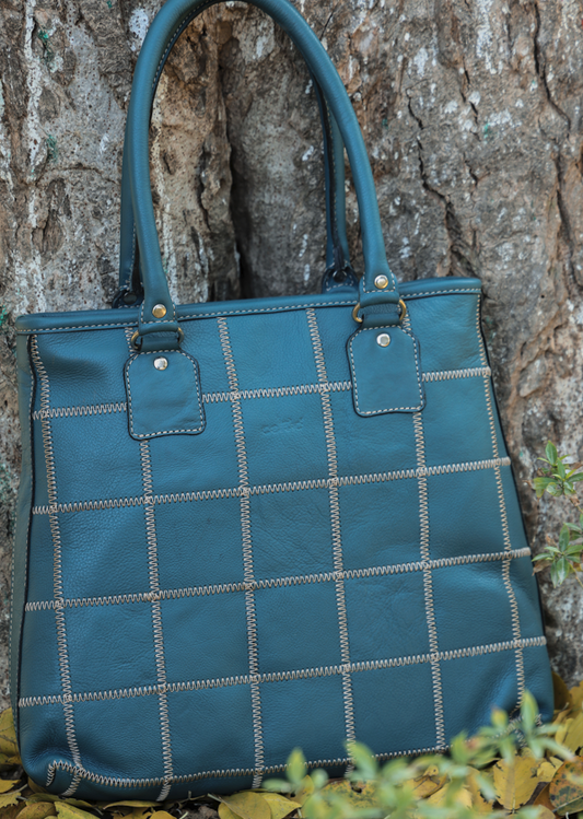 "Chic Blue Tote: Elevate Your Style with Trendy Leather Accents."  Art: BG-1518-Z Pack of 25