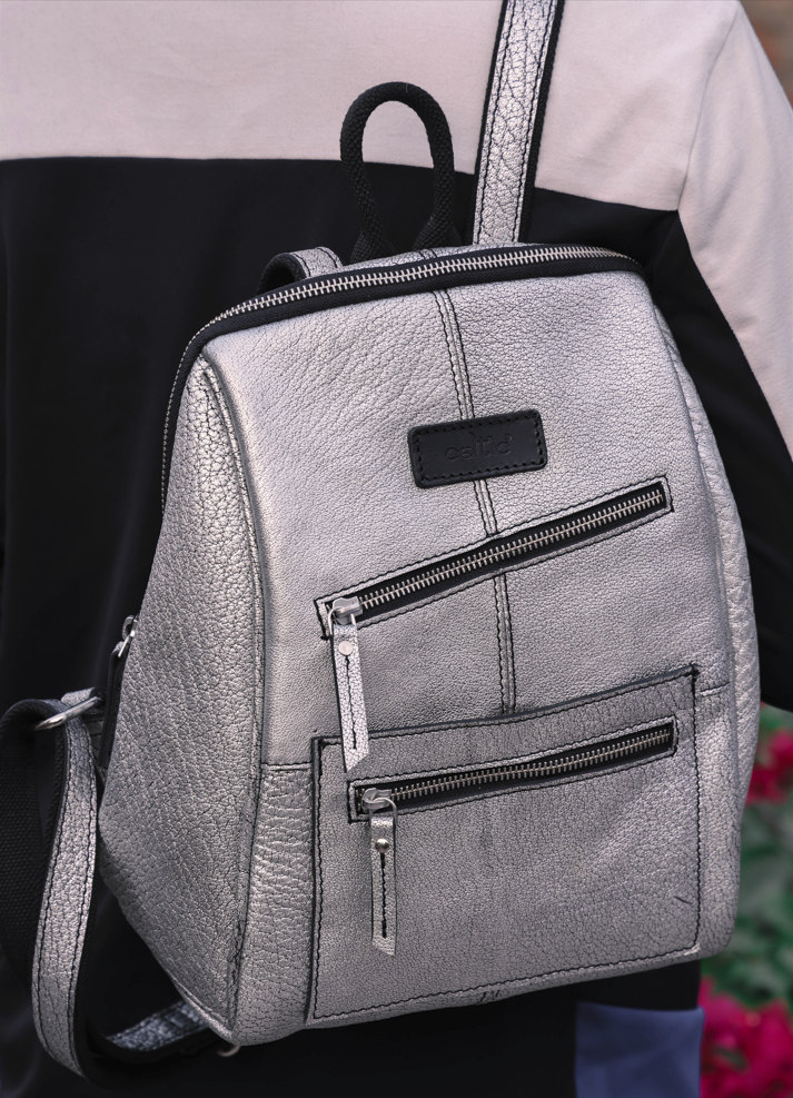 Elevate Your Style with Our Premium Brown Leather Backpack. Art: BG-1383 Pack of 25
