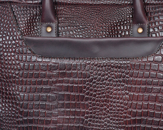 Timeless Elegance: Croco Leather Messenger Bag for Fashion-Forward Individuals. Art: BG-1536 Pack of 25