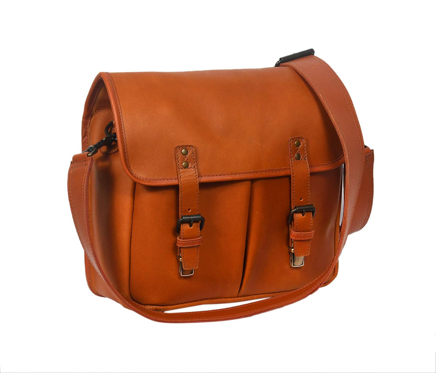 Pure Leather messenger bag, Art: BG-1424 Pack of 25