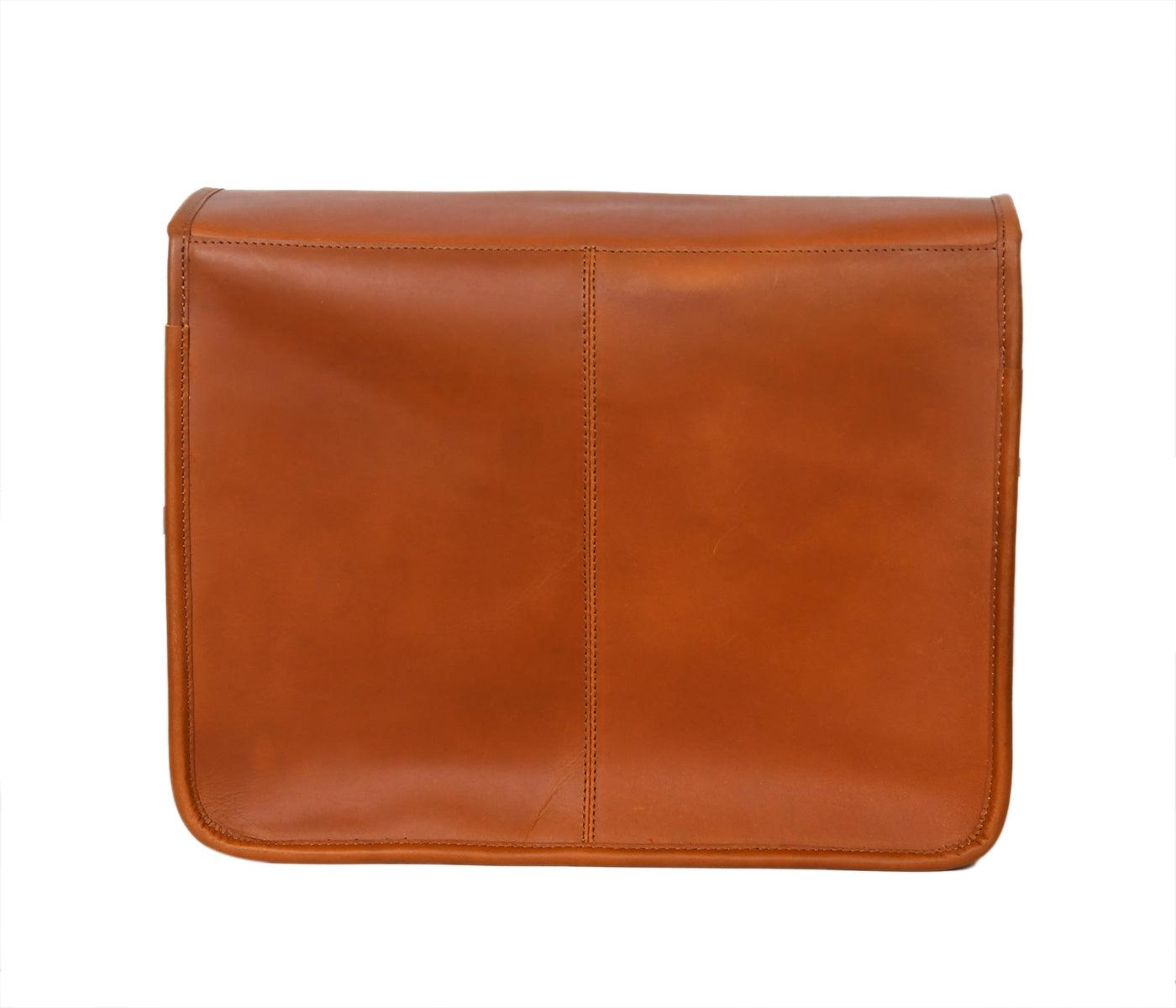 Leather Messenger Bag | Travel Bag For Men, Art: BG-1421 Pack of 25