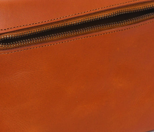 Timeless Elegance: Tan Leather Clutch Bag - Elevate Your Style. Art: BG-1414 Pack of 25