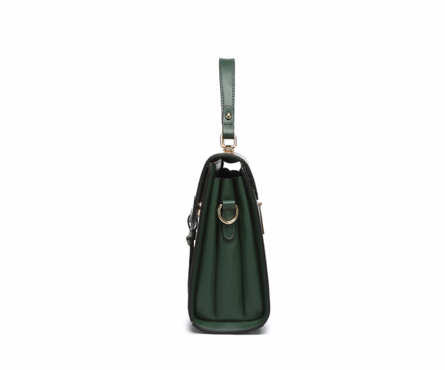 Stylish Synthetic Green & White Bag – Trendy, Durable & Fashionable Handbag, ART:-DK-2008 Pack of 25