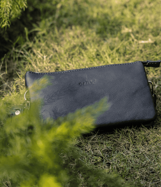 Black Smooth Leather Sling Bag: Timeless Elegance Meets Modern Convenience. Art: BG-1571 Pack of 25
