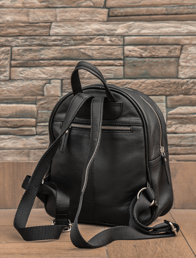 Tan NDM Leather Backpack: Elevate Your Style with Timeless Elegance. Art: BG-1580 Pack of 25