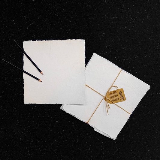 VINTAGE MAESTRO DECKLE EDGE PAPERS - SQUARE Pack of 50