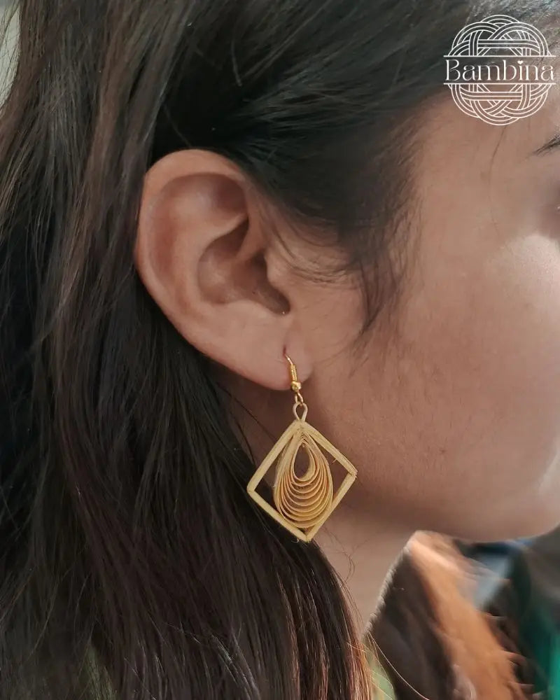 Diagonal quill drop Earrings Pack of 50