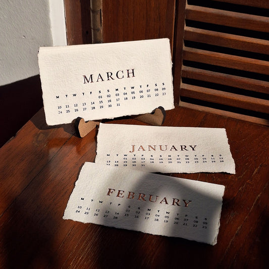 MINI EMBOSSED DECKLE EDGE DESK CALENDAR Pack of 50