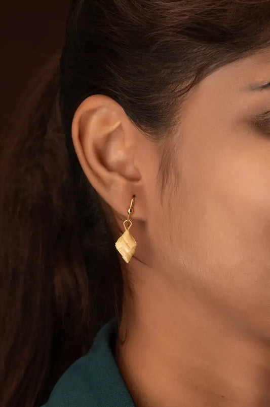 Single Diamond Earrings Pack of 50